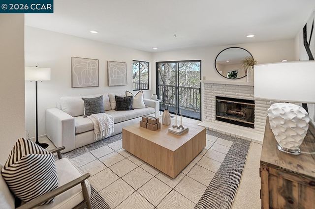 4372 Terra Granada Dr 1A, Walnut Creek, CA 94595