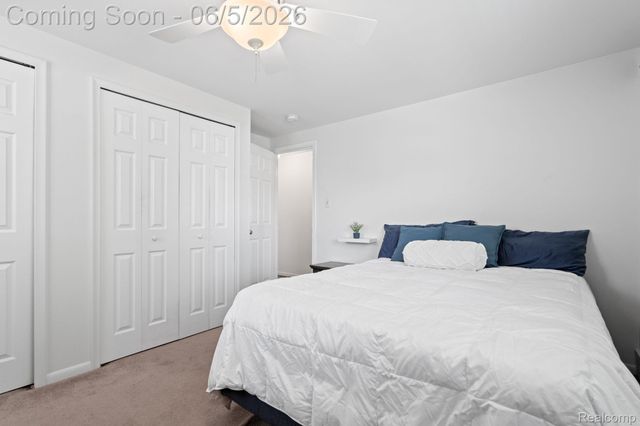 10065 Hart Avenue, Huntington Woods, MI 48070