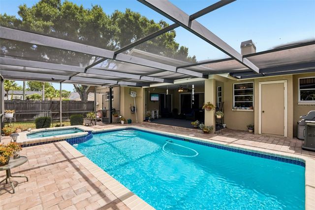 12596 93RD WAY, Largo, FL 33773