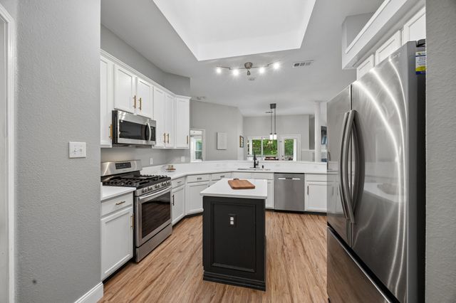 6509 Lake Forest Lane, Sachse, TX 75048