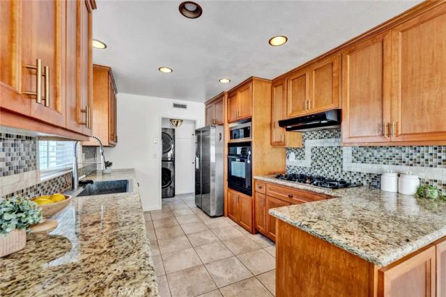 1601 Wellington, Santa Ana, CA 92701