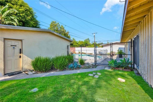 1601 Wellington, Santa Ana, CA 92701