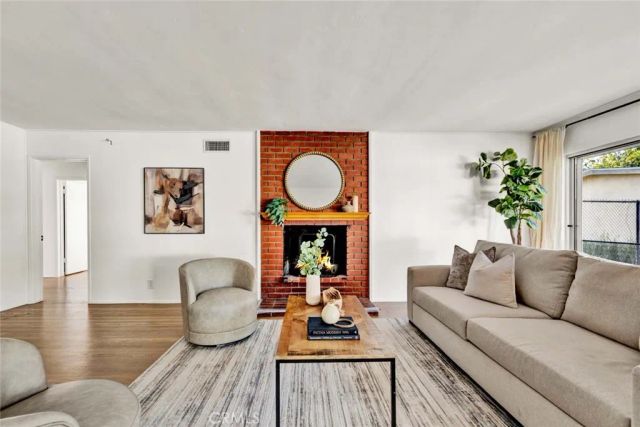 1601 Wellington, Santa Ana, CA 92701