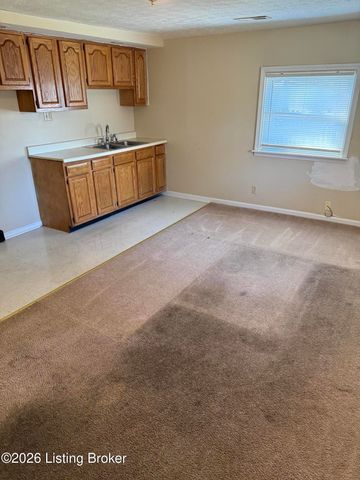 1721 Model Rd, Louisville, KY 40216