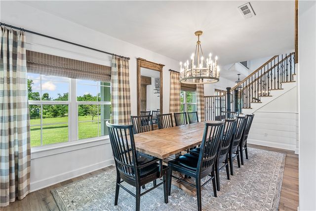 3203 W Quapaw Road, Rogers, AR 72758
