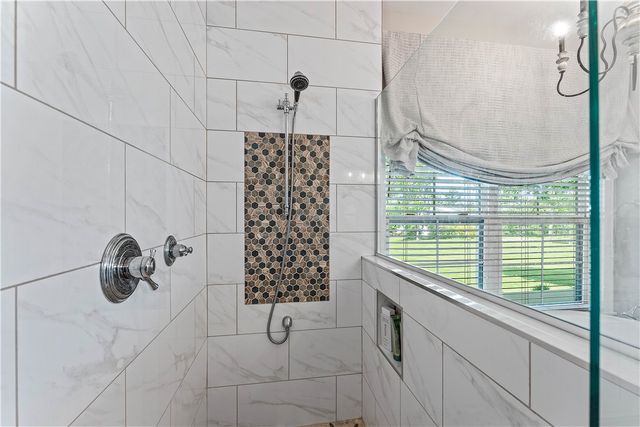 3203 W Quapaw Road, Rogers, AR 72758