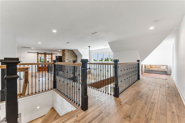 3203 W Quapaw Road, Rogers, AR 72758