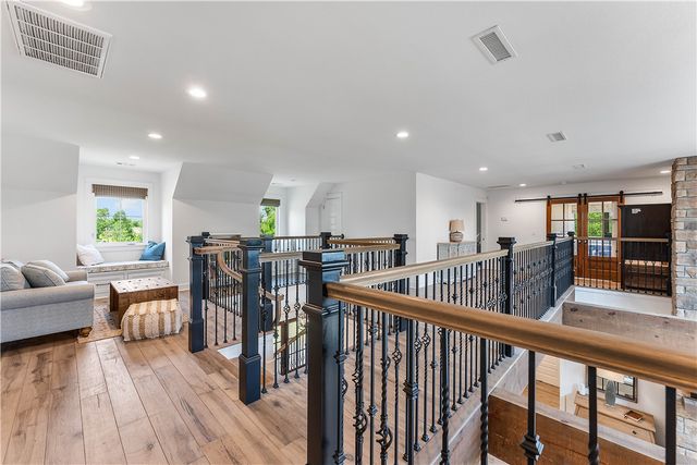 3203 W Quapaw Road, Rogers, AR 72758