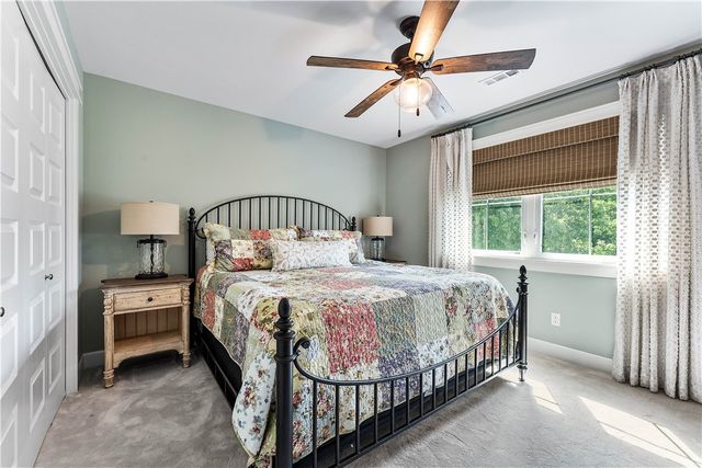 3203 W Quapaw Road, Rogers, AR 72758