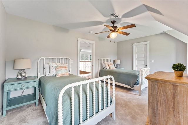 3203 W Quapaw Road, Rogers, AR 72758