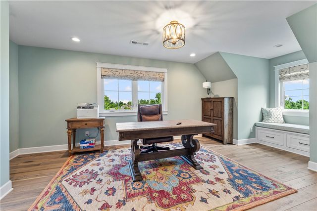 3203 W Quapaw Road, Rogers, AR 72758
