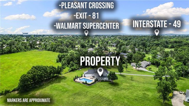 3203 W Quapaw Road, Rogers, AR 72758