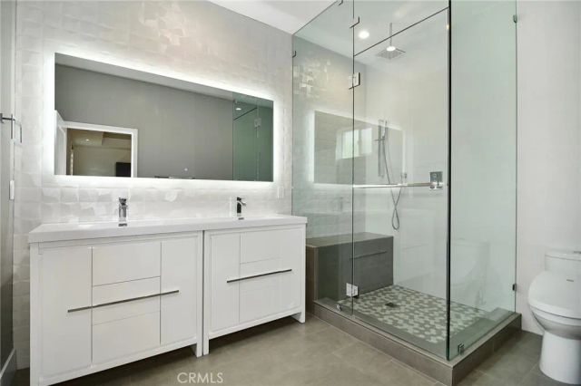 4829 Saloma Avenue, Sherman Oaks, CA 91403