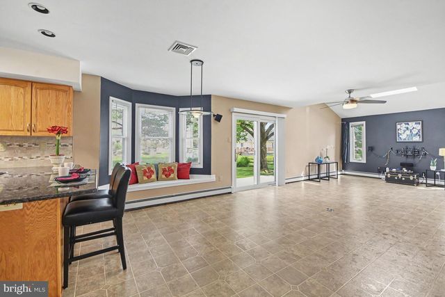 963 DICK AVE, Warminster, PA 18974