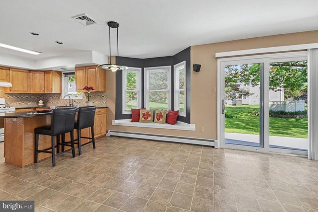 963 DICK AVE, Warminster, PA 18974