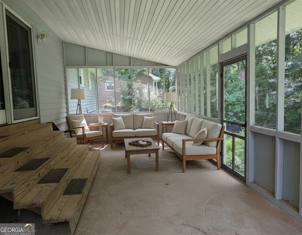 2073 Beechwood Drive SE, Conyers, GA 30013