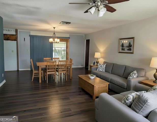 2073 Beechwood Drive SE, Conyers, GA 30013