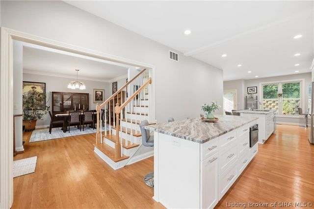 2707 Clearstream Court, New Albany, IN 47150