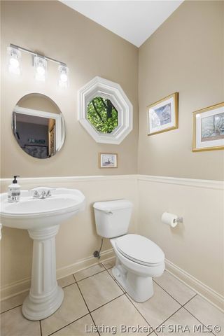 2707 Clearstream Court, New Albany, IN 47150