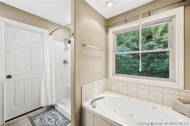 2707 Clearstream Court, New Albany, IN 47150