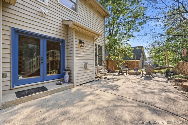2707 Clearstream Court, New Albany, IN 47150