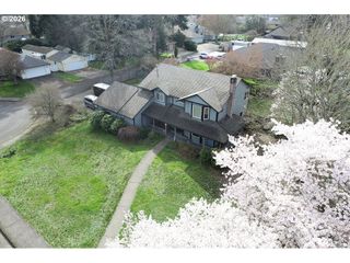 721 Nw 58TH St, Vancouver, WA 98663