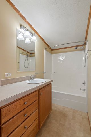1041 ASPEN Drive, Manteno, IL 60950