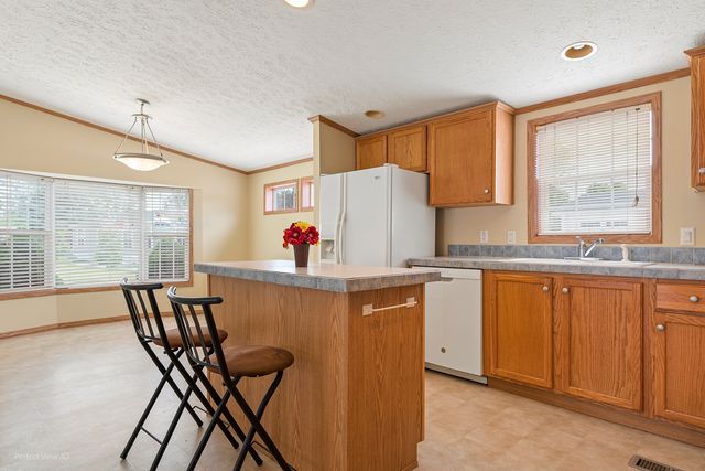 1041 ASPEN Drive, Manteno, IL 60950