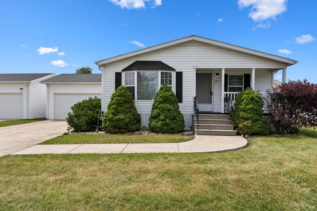 1041 ASPEN Drive, Manteno, IL 60950