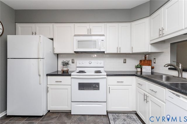 14723 Beacon Hill Ct, Midlothian, VA 23112