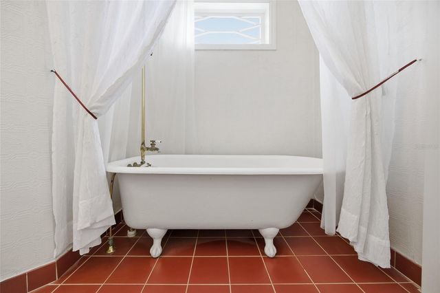 835 SE 3RD STREET, Ocala, FL 34471