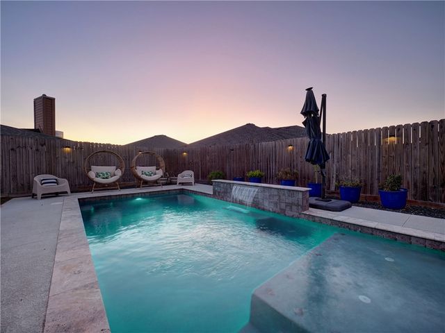 16101 Jessamine St, Corpus Christi, TX 78418