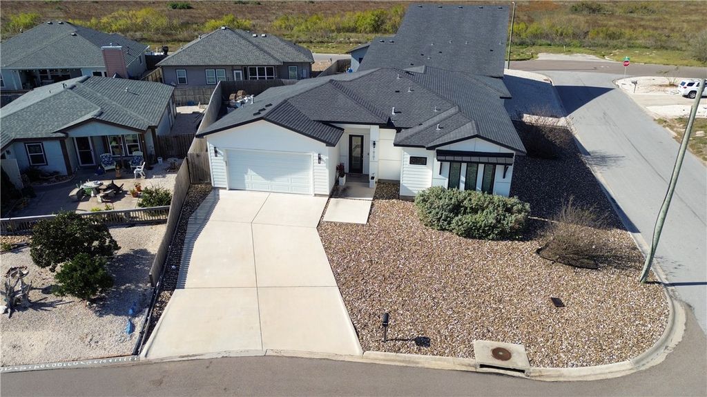 16101 Jessamine St, Corpus Christi, TX 78418