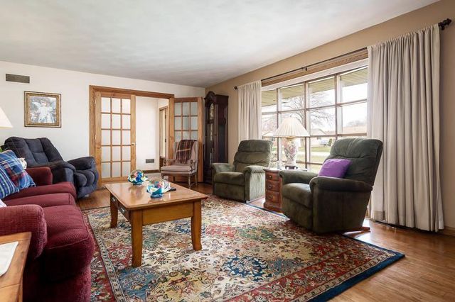 726 E Petunia Lane, Beloit, WI 53511