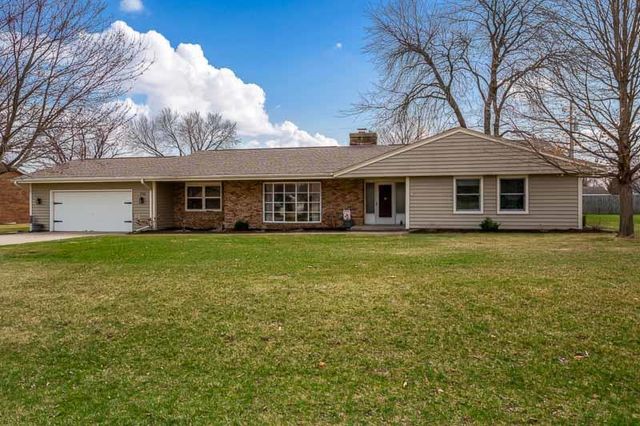 726 E Petunia Lane, Beloit, WI 53511