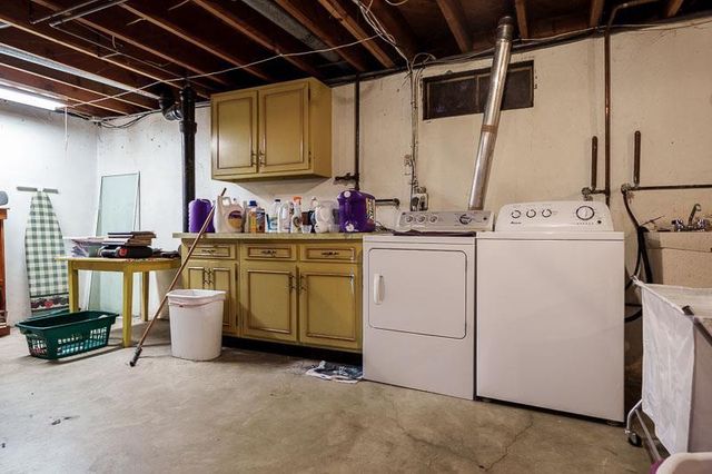 726 E Petunia Lane, Beloit, WI 53511