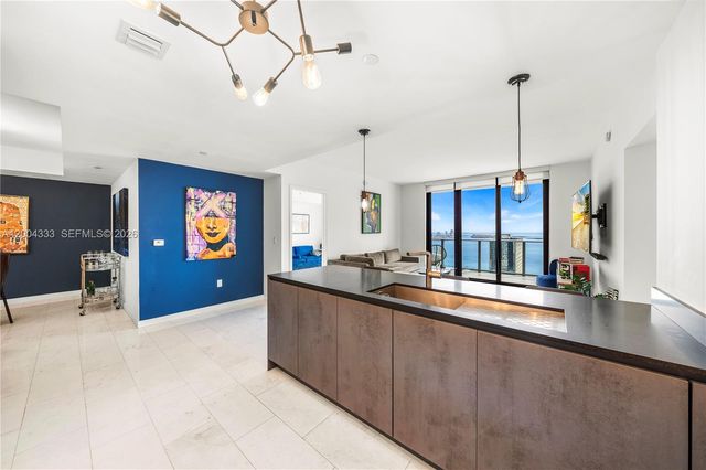 1010 Brickell Ave 3904, Miami, FL 33131