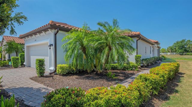 5352 VACCARO COURT, Bradenton, FL 34211