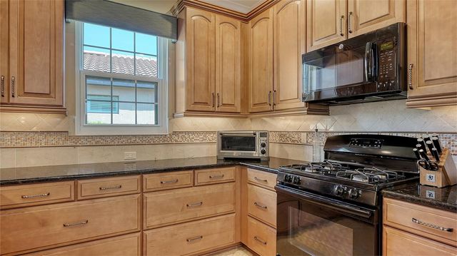 5352 VACCARO COURT, Bradenton, FL 34211