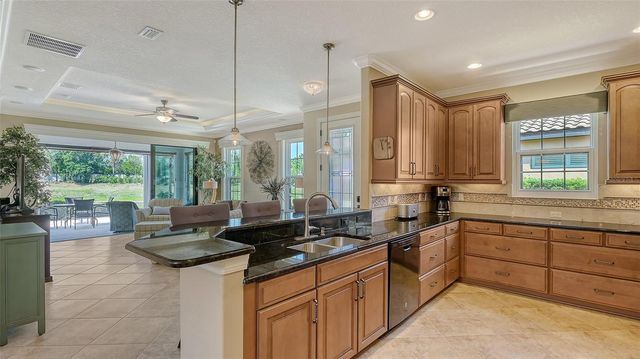 5352 VACCARO COURT, Bradenton, FL 34211