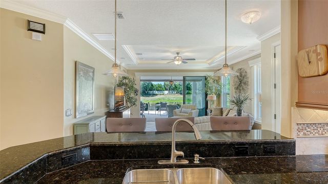 5352 VACCARO COURT, Bradenton, FL 34211