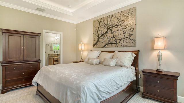 5352 VACCARO COURT, Bradenton, FL 34211