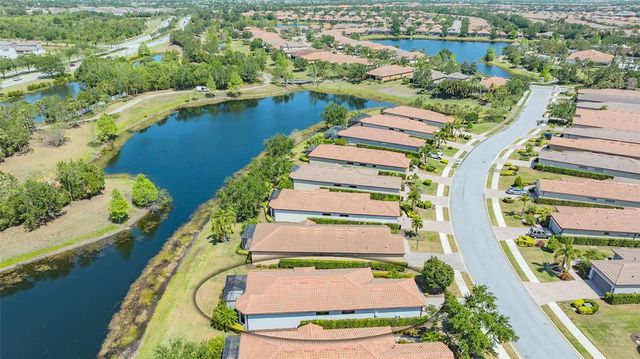 5352 VACCARO COURT, Bradenton, FL 34211