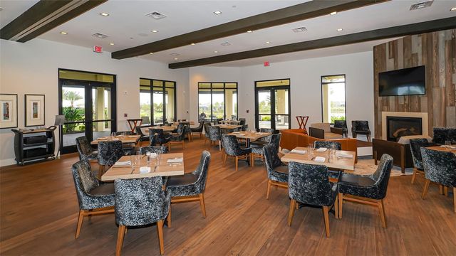 5352 VACCARO COURT, Bradenton, FL 34211