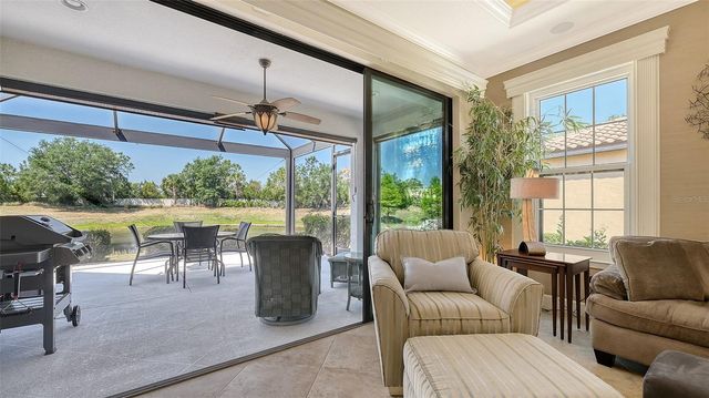 5352 VACCARO COURT, Bradenton, FL 34211