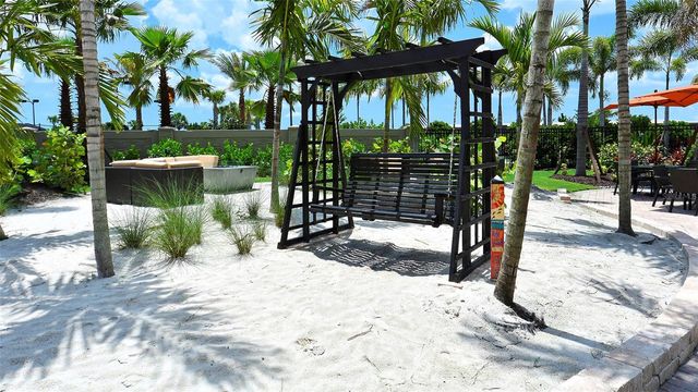 5352 VACCARO COURT, Bradenton, FL 34211