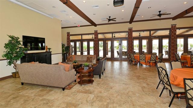 5352 VACCARO COURT, Bradenton, FL 34211