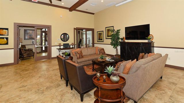 5352 VACCARO COURT, Bradenton, FL 34211