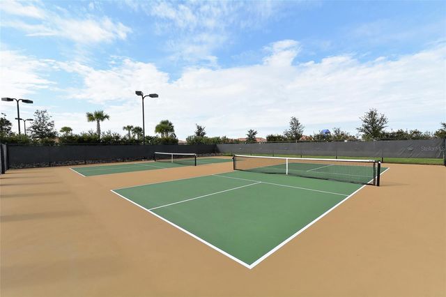 5352 VACCARO COURT, Bradenton, FL 34211