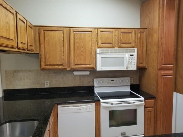 106 Iberis Court, Arlington, TX 76018